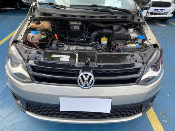 VOLKSWAGEN CROSSFOX 1.6 MI FLEX 8V 4P AUTOMATIZADO VOLKSWAGEN CROSSFOX 1.6 MI FLEX 8V 4P AUTOMATIZADO